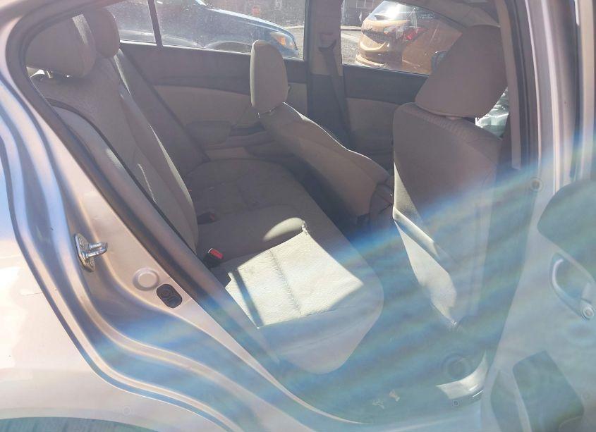 Photo 8 of 2015 Honda Civic LX (VIN 2HGFB2F58FH562611)