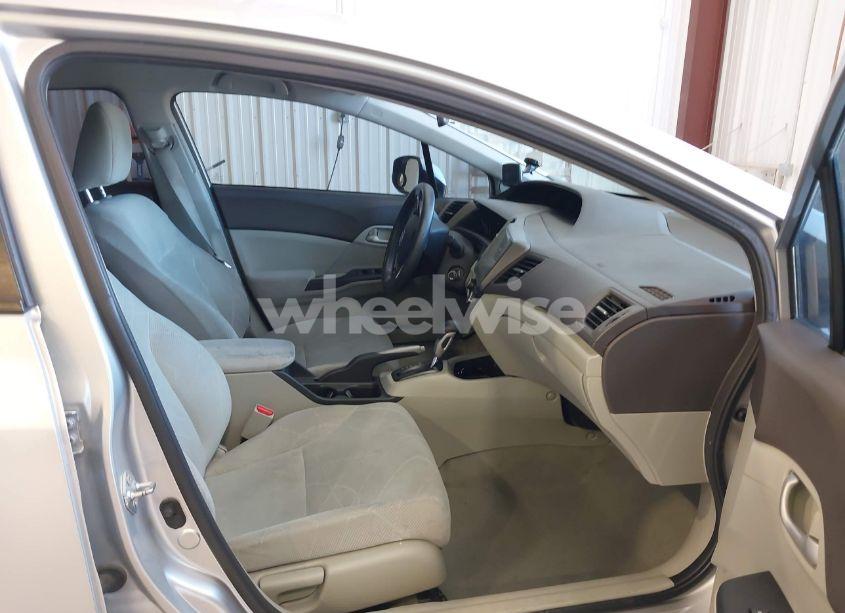 Photo 5 of 2012 Honda Civic LX (VIN 2HGFB2F59CH305890)