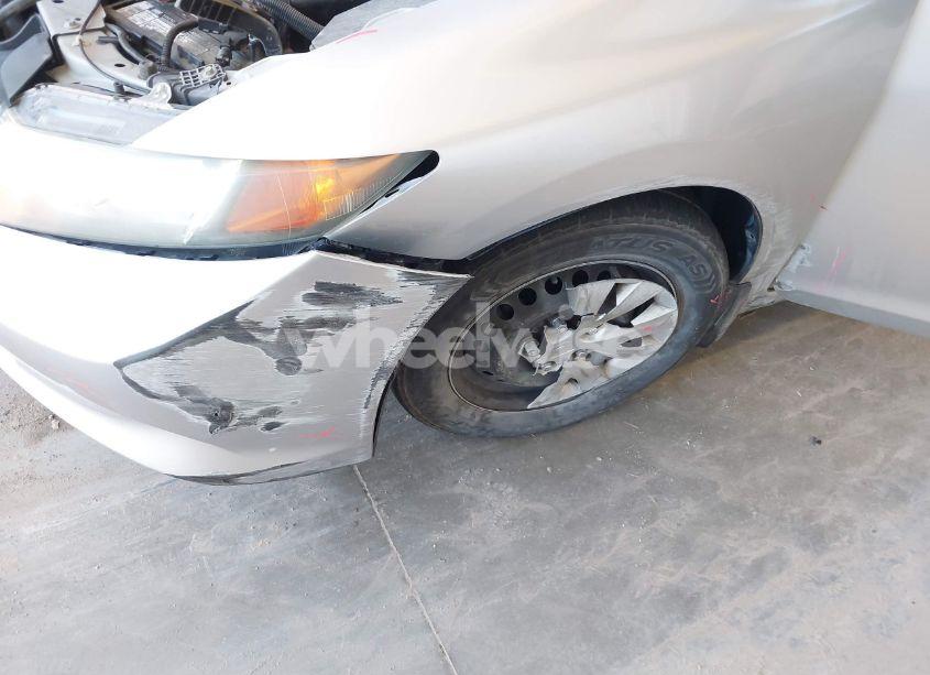 Photo 6 of 2012 Honda Civic LX (VIN 2HGFB2F59CH305890)