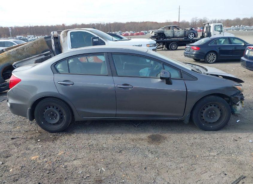 Photo 14 of 2012 Honda Civic LX (VIN 2HGFB2F59CH315447)