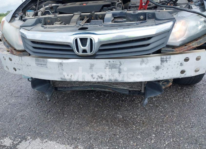 Photo 6 of 2012 Honda Civic LX (VIN 2HGFB2F59CH325508)