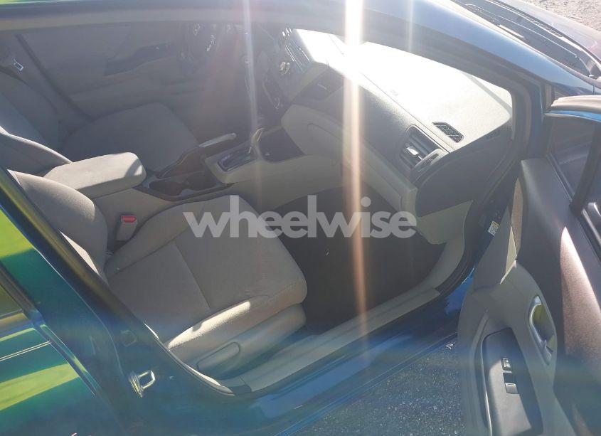 Photo 5 of 2012 Honda Civic LX (VIN 2HGFB2F59CH531461)