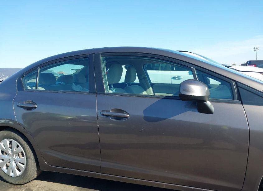 Photo 13 of 2012 Honda Civic LX (VIN 2HGFB2F59CH569336)