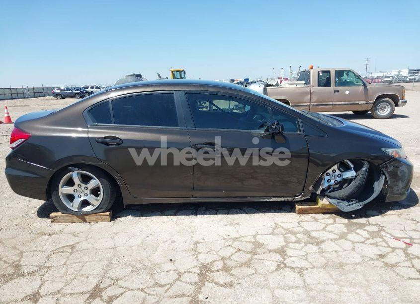 Photo 13 of 2013 Honda Civic LX (VIN 2HGFB2F59DH510790)
