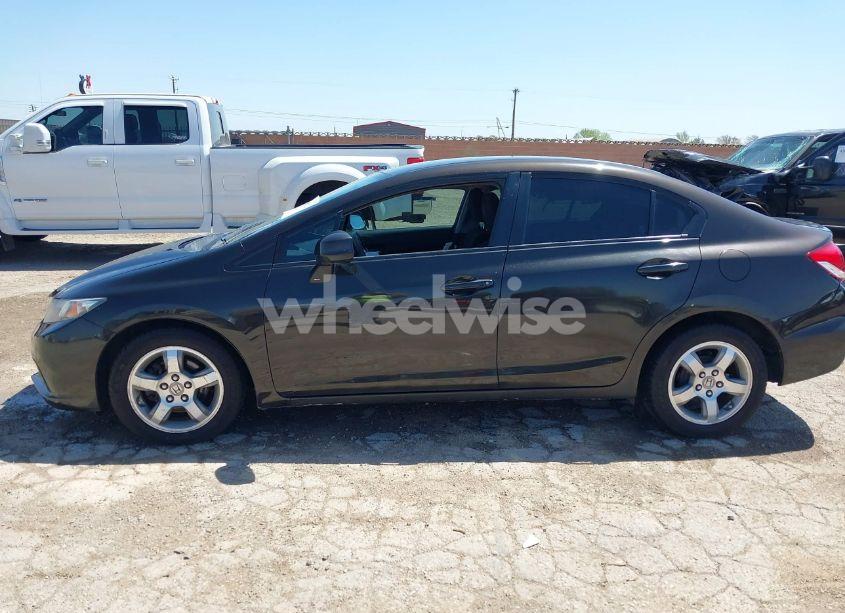 Photo 14 of 2013 Honda Civic LX (VIN 2HGFB2F59DH510790)