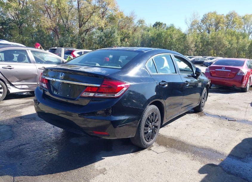 Photo 4 of 2013 Honda Civic LX (VIN 2HGFB2F59DH517044)