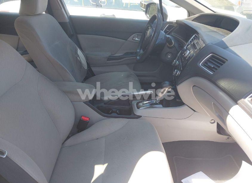 Photo 5 of 2013 Honda Civic LX (VIN 2HGFB2F59DH524429)