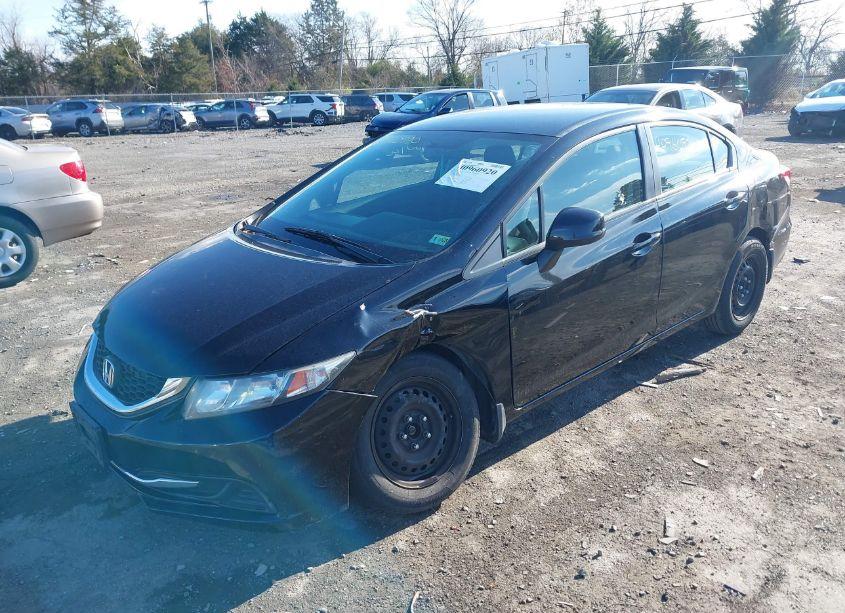 Photo 2 of 2013 Honda Civic LX (VIN 2HGFB2F59DH555146)