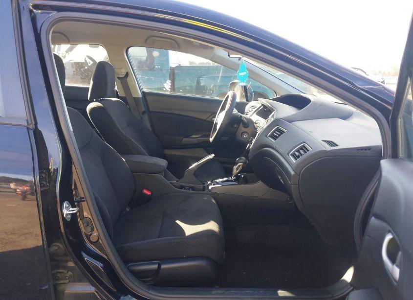 Photo 5 of 2013 Honda Civic LX (VIN 2HGFB2F59DH555146)