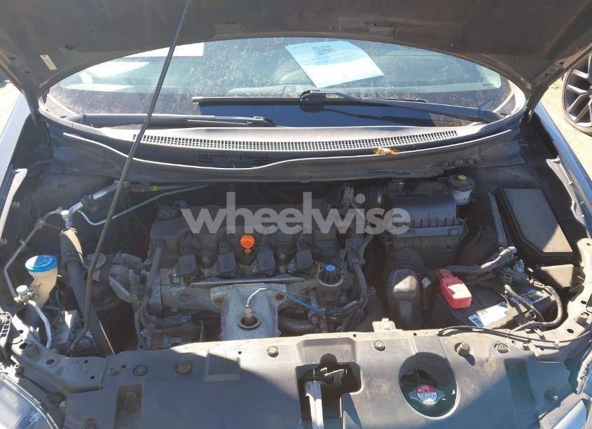 Photo 10 of 2013 Honda Civic LX (VIN 2HGFB2F59DH557396)