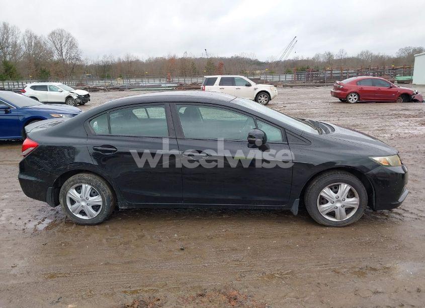 Photo 13 of 2013 Honda Civic LX (VIN 2HGFB2F59DH558404)