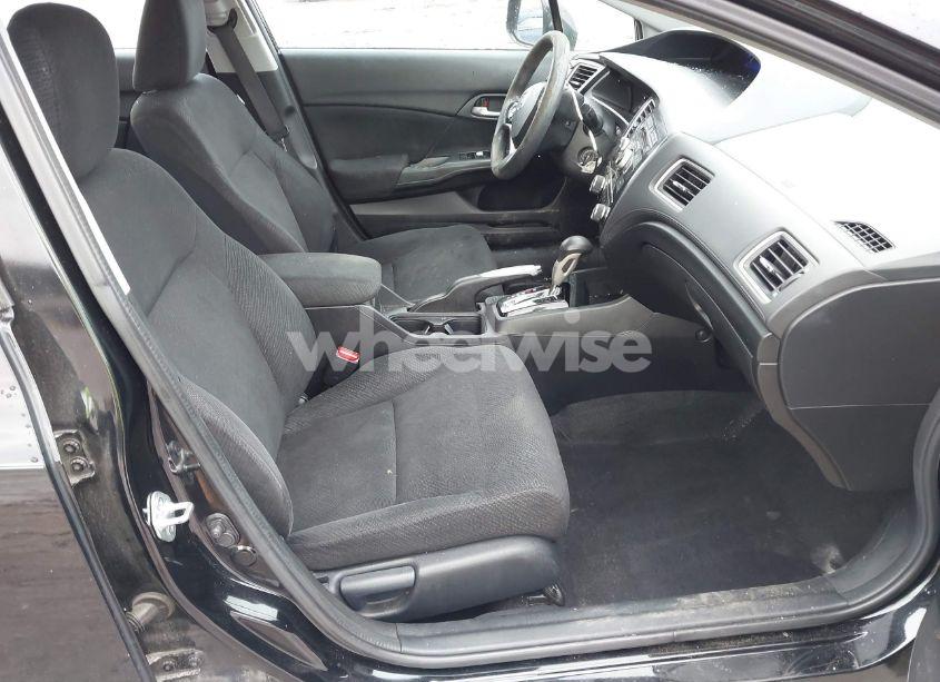 Photo 5 of 2013 Honda Civic LX (VIN 2HGFB2F59DH558404)