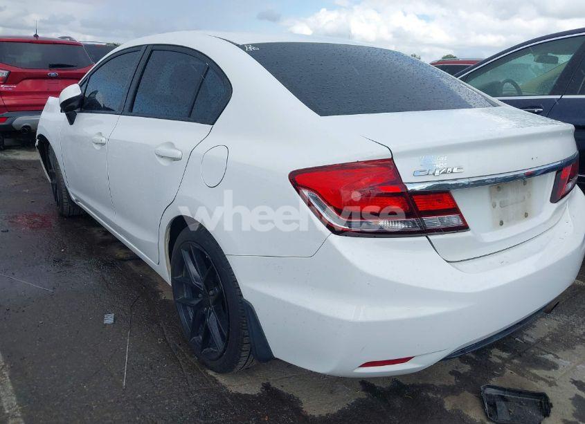 Photo 3 of 2013 Honda Civic LX (VIN 2HGFB2F59DH573940)