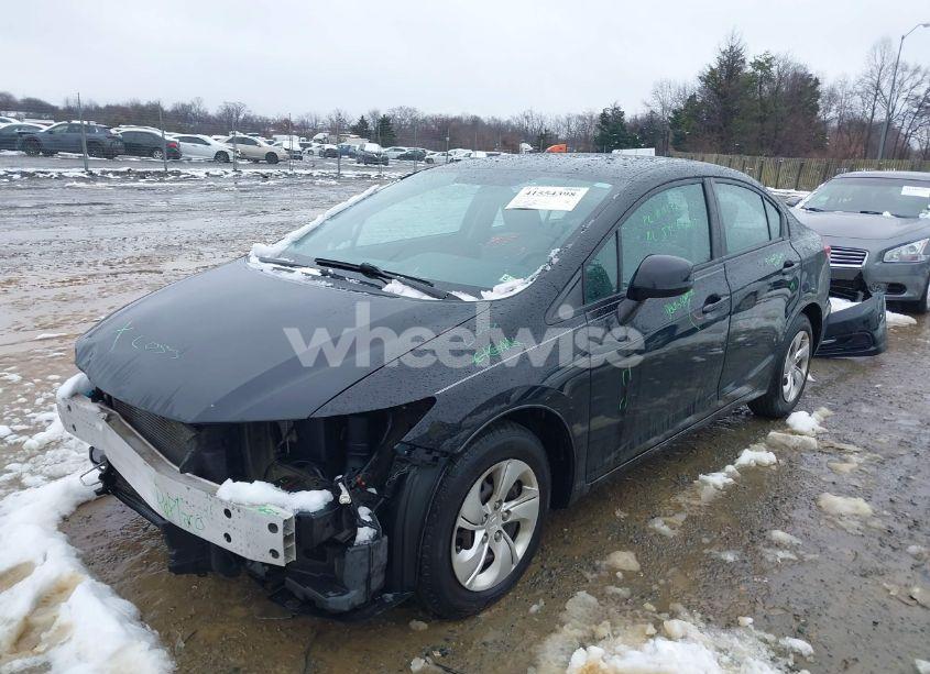 Photo 2 of 2013 Honda Civic LX (VIN 2HGFB2F59DH576000)