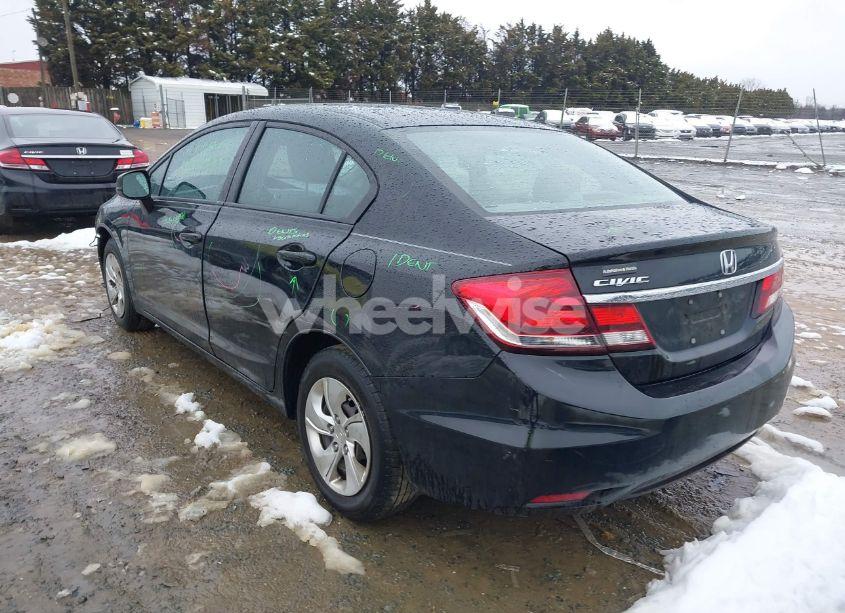 Photo 3 of 2013 Honda Civic LX (VIN 2HGFB2F59DH576000)