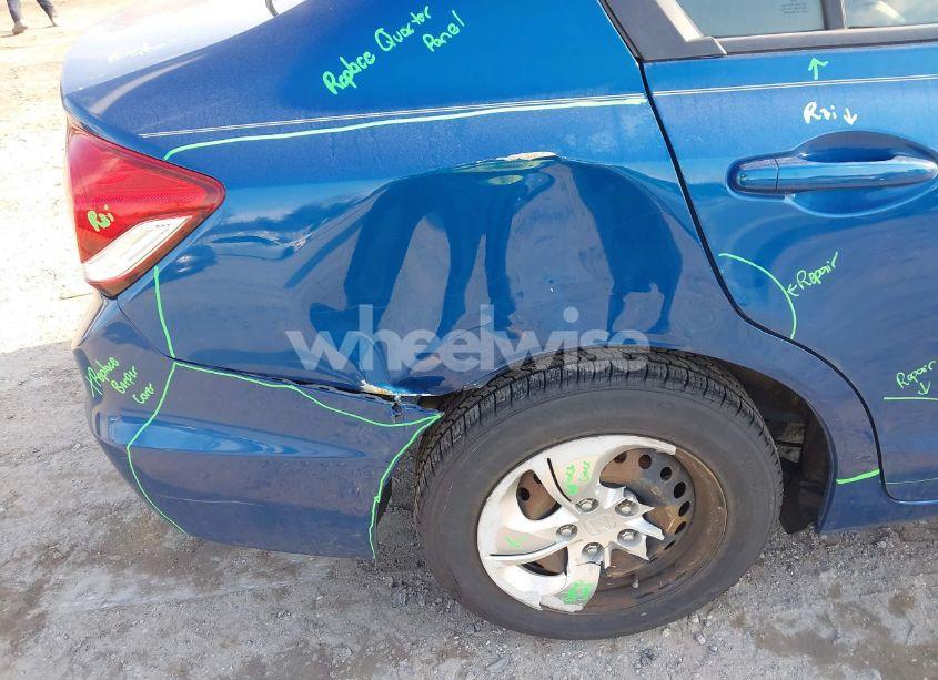 Photo 6 of 2013 Honda Civic LX (VIN 2HGFB2F59DH586185)