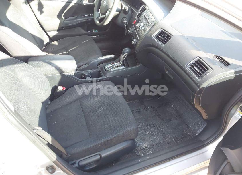 Photo 5 of 2013 Honda Civic LX (VIN 2HGFB2F59DH600876)