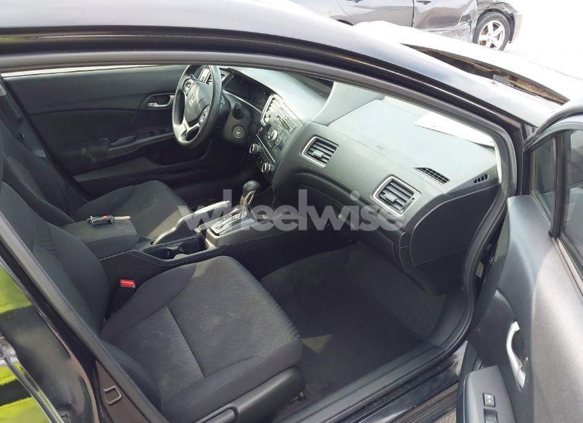 Photo 5 of 2015 Honda Civic LX (VIN 2HGFB2F59FH519976)