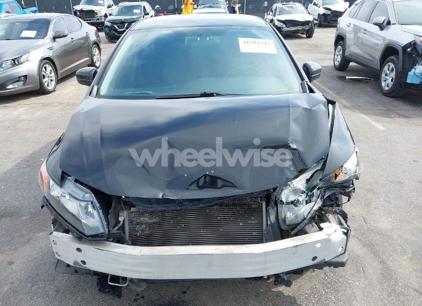 Photo 6 of 2015 Honda Civic LX (VIN 2HGFB2F59FH519976)