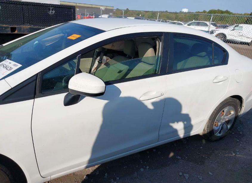 Photo 14 of 2015 Honda Civic LX (VIN 2HGFB2F59FH538639)
