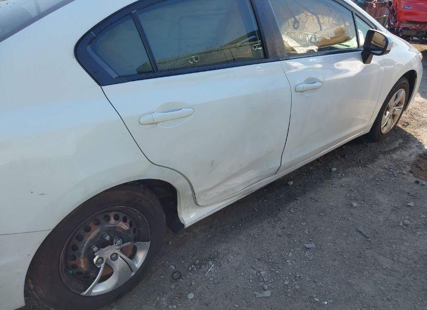 Photo 6 of 2015 Honda Civic LX (VIN 2HGFB2F59FH538639)