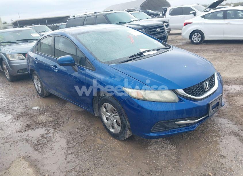 2015 Honda Civic LX (VIN 2HGFB2F59FH553271) main photo