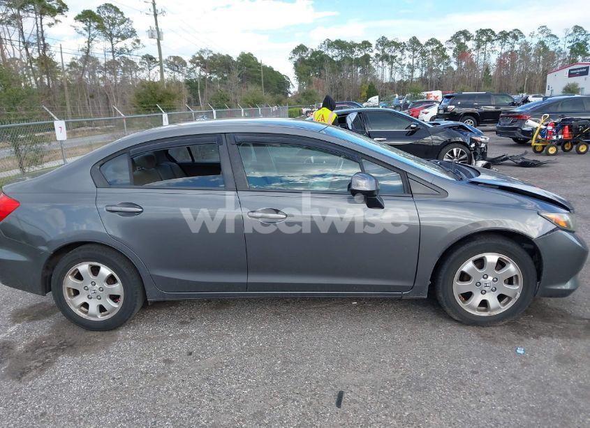 Photo 13 of 2012 Honda Civic LX (VIN 2HGFB2F5XCH302786)