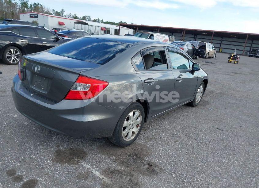 Photo 4 of 2012 Honda Civic LX (VIN 2HGFB2F5XCH302786)