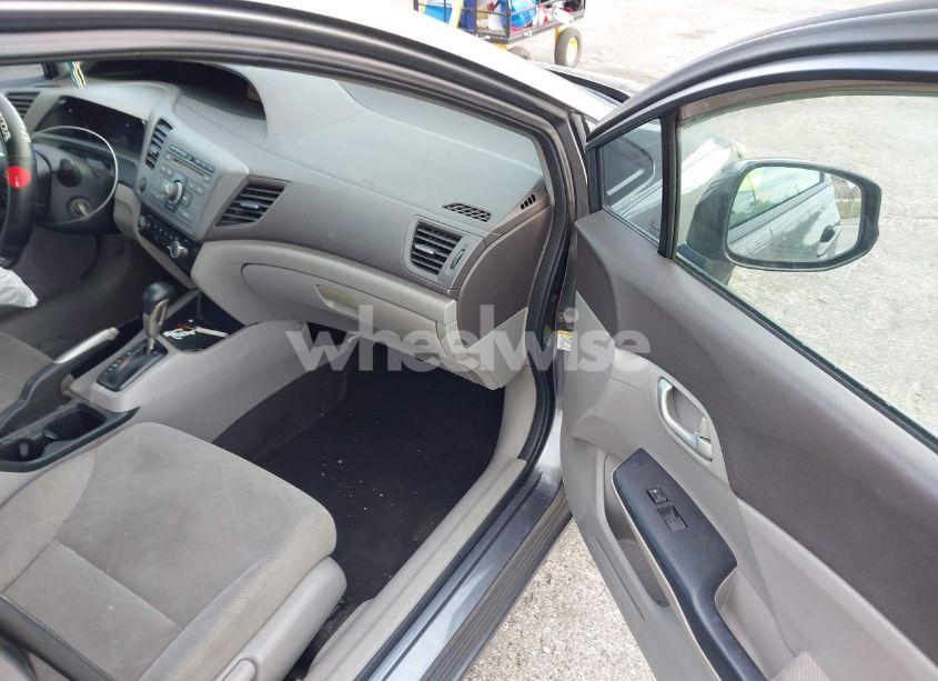 Photo 5 of 2012 Honda Civic LX (VIN 2HGFB2F5XCH302786)