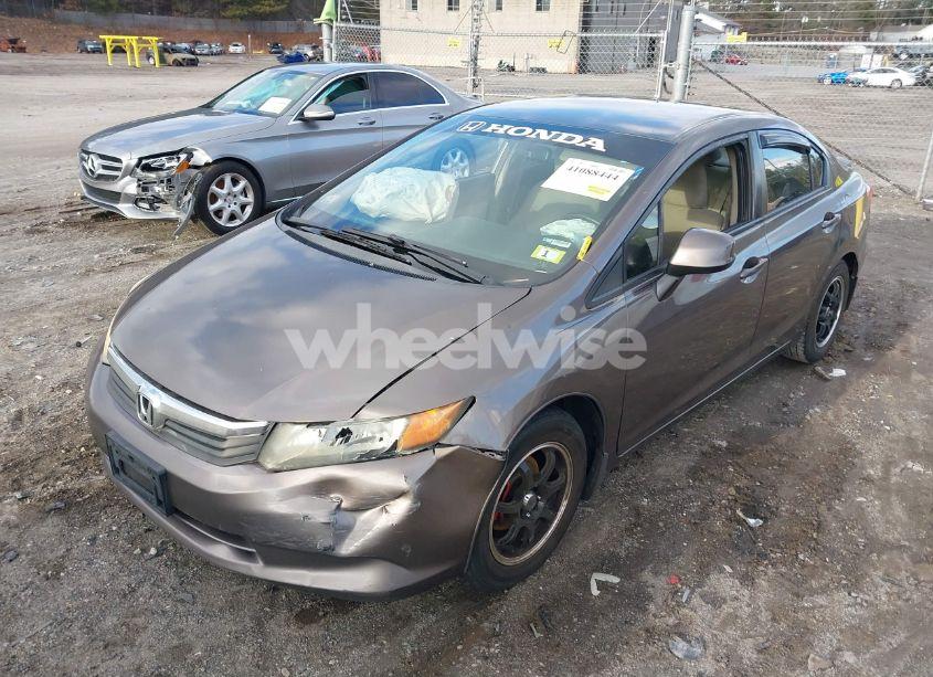Photo 2 of 2012 Honda Civic LX (VIN 2HGFB2F5XCH518928)