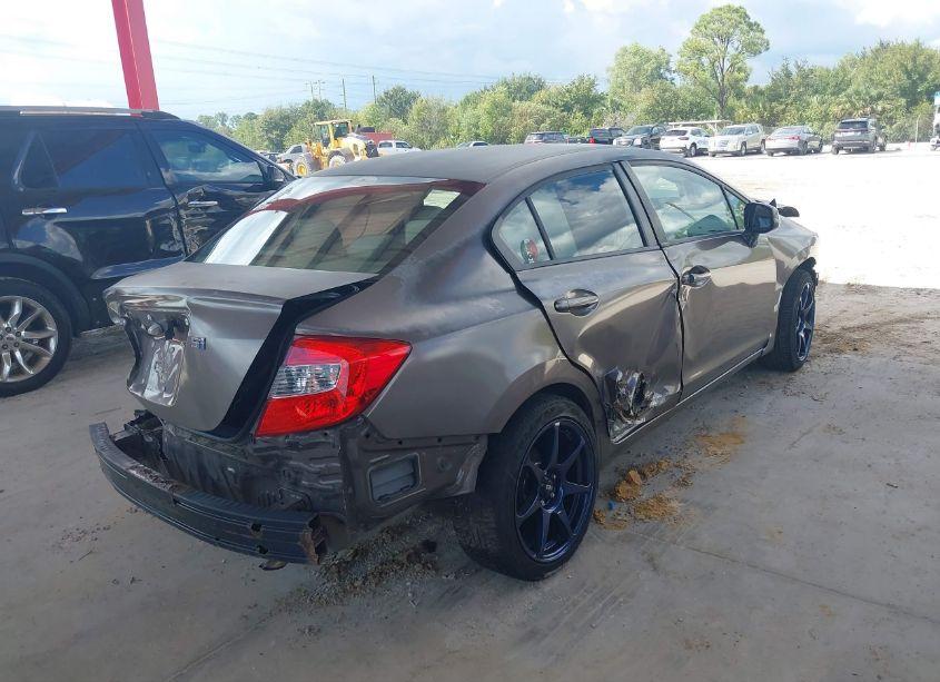 Photo 4 of 2012 Honda Civic LX (VIN 2HGFB2F5XCH542131)
