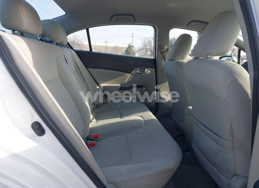 Photo 8 of 2012 Honda Civic SDN LX (VIN 2HGFB2F5XCH570513)