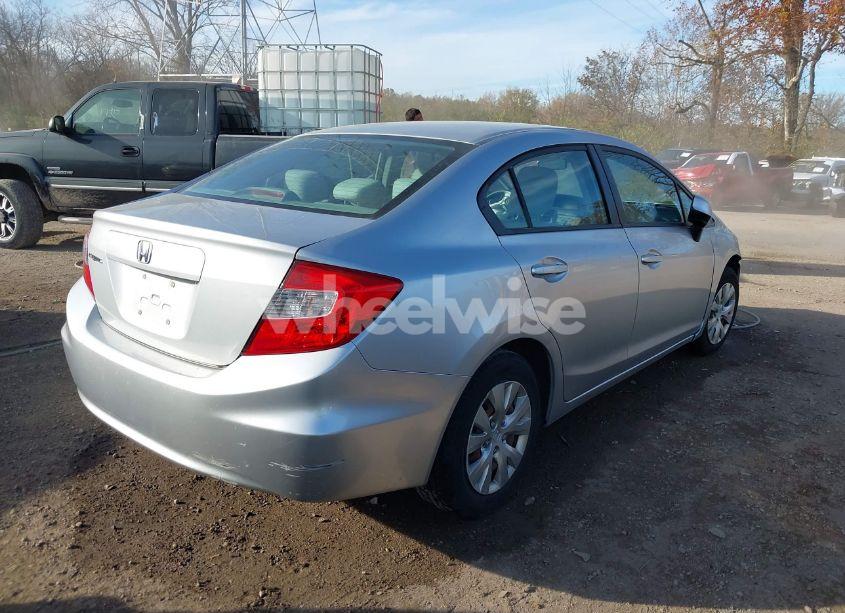 Photo 4 of 2012 Honda Civic LX (VIN 2HGFB2F5XCH584993)