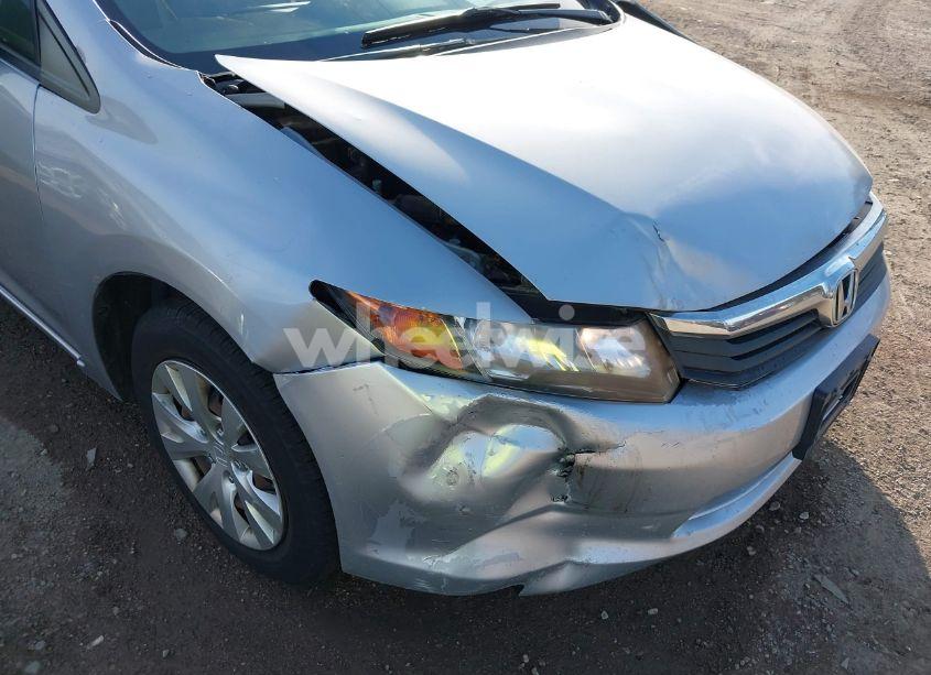 Photo 6 of 2012 Honda Civic LX (VIN 2HGFB2F5XCH584993)