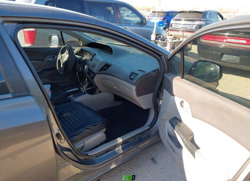 Photo 5 of 2012 Honda Civic LX (VIN 2HGFB2F5XCH595539)