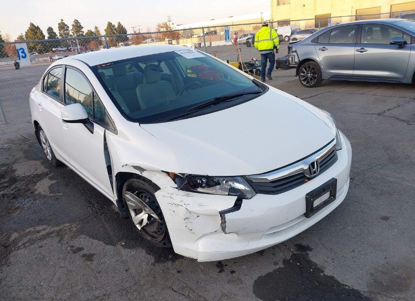 Photo 6 of 2012 Honda Civic SDN LX (VIN 2HGFB2F5XCH596500)