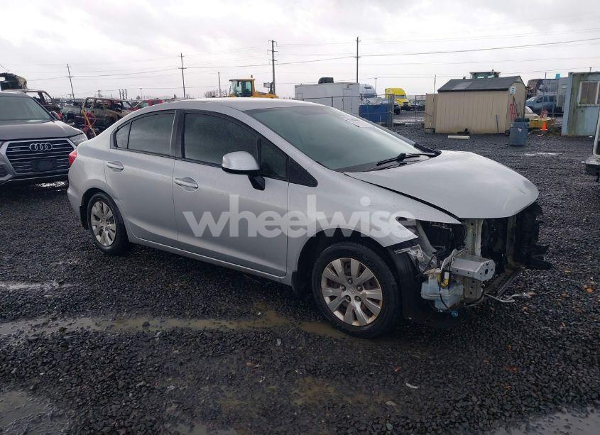 2012 Honda Civic LX (VIN 2HGFB2F5XCH602862) main photo