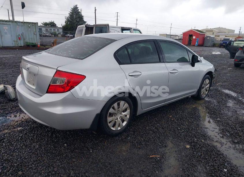 Photo 4 of 2012 Honda Civic LX (VIN 2HGFB2F5XCH602862)