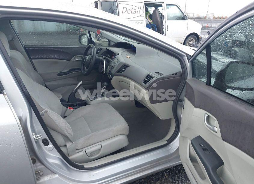 Photo 5 of 2012 Honda Civic LX (VIN 2HGFB2F5XCH602862)