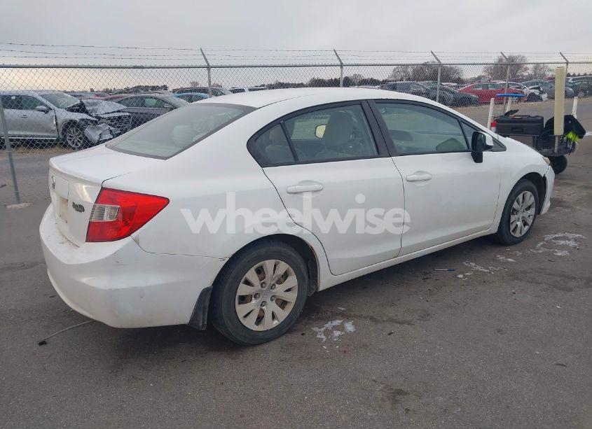 Photo 4 of 2012 Honda Civic LX (VIN 2HGFB2F5XCH611402)
