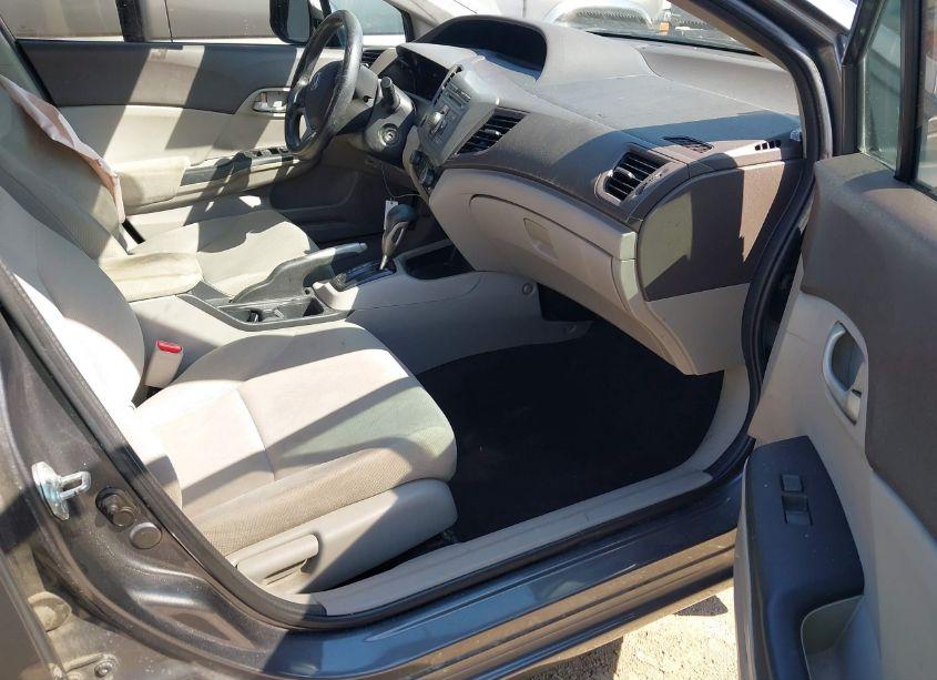 Photo 5 of 2012 Honda Civic LX (VIN 2HGFB2F5XCH611657)