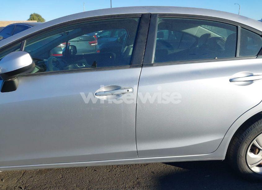 Photo 15 of 2013 Honda Civic LX (VIN 2HGFB2F5XD8571176)