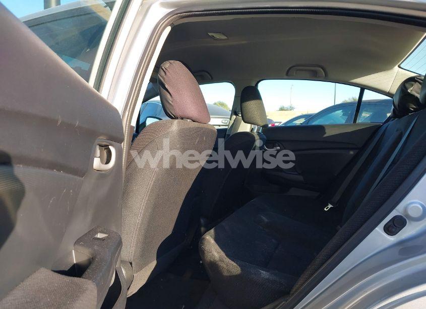 Photo 8 of 2013 Honda Civic LX (VIN 2HGFB2F5XD8571176)