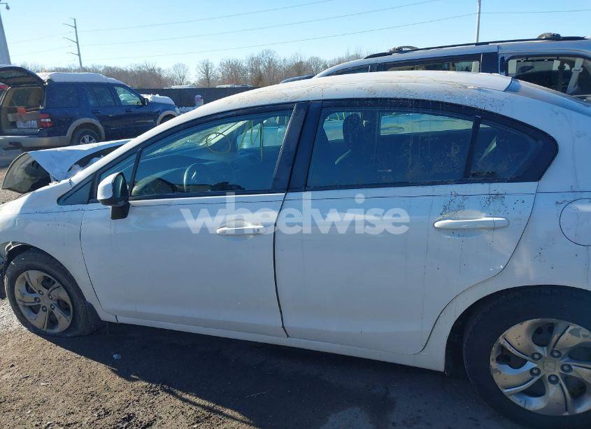 Photo 14 of 2013 Honda Civic LX (VIN 2HGFB2F5XDH505226)