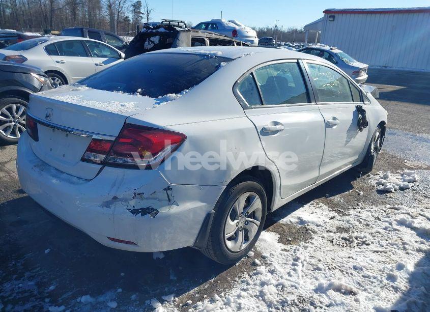 Photo 4 of 2013 Honda Civic LX (VIN 2HGFB2F5XDH505226)