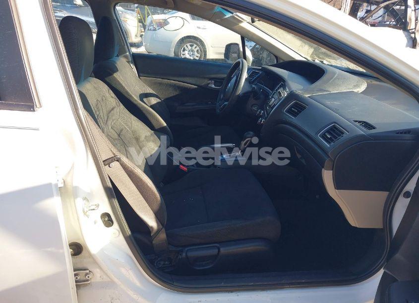 Photo 5 of 2013 Honda Civic LX (VIN 2HGFB2F5XDH505226)