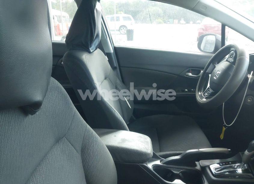 Photo 5 of 2013 Honda Civic LX (VIN 2HGFB2F5XDH526402)