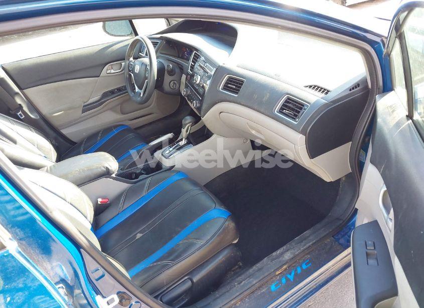 Photo 5 of 2013 Honda Civic LX (VIN 2HGFB2F5XDH533835)