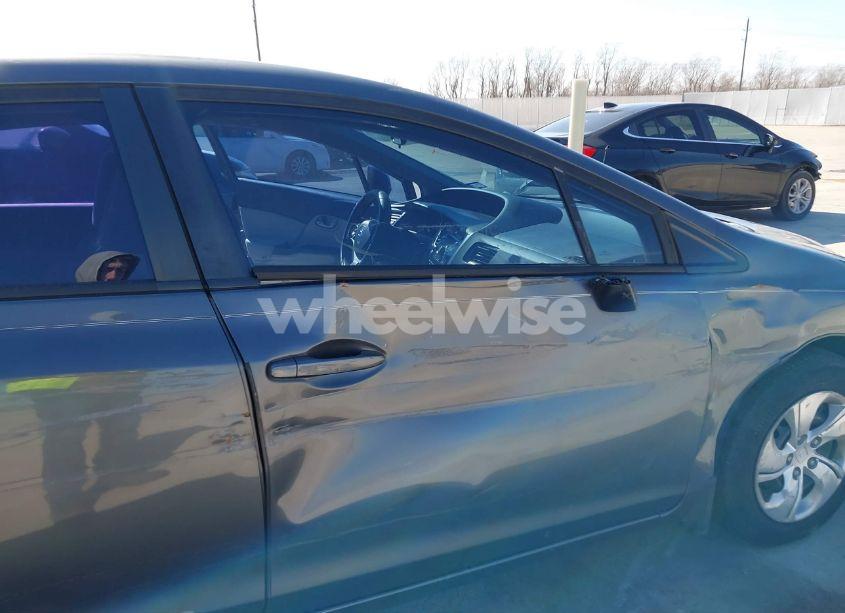 Photo 6 of 2013 Honda Civic LX (VIN 2HGFB2F5XDH547203)