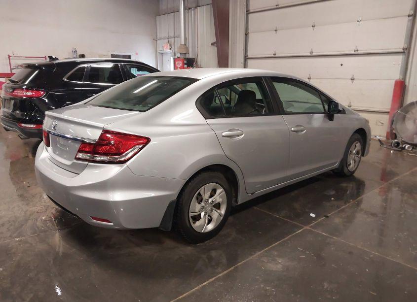 Photo 4 of 2013 Honda Civic LX (VIN 2HGFB2F5XDH548609)